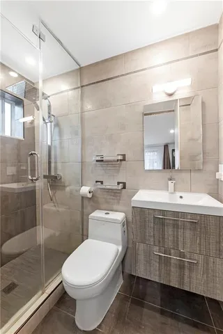 $729,000 | 15 Cove Lane, Unit 3C | Georgetown