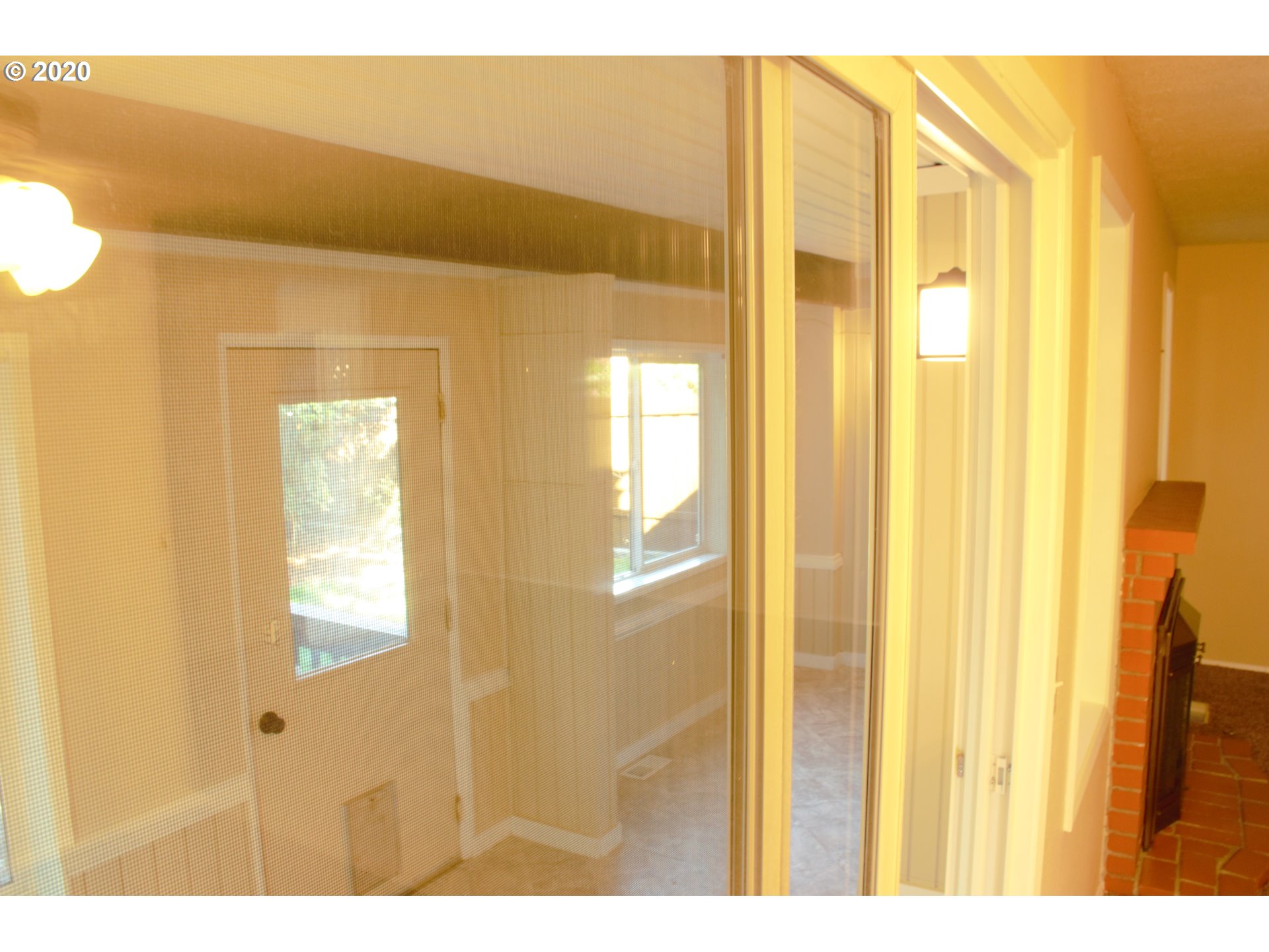 446 Southwest 121st Place Portland, OR 97225 - Photo 22 of 28 Gallery Image 22