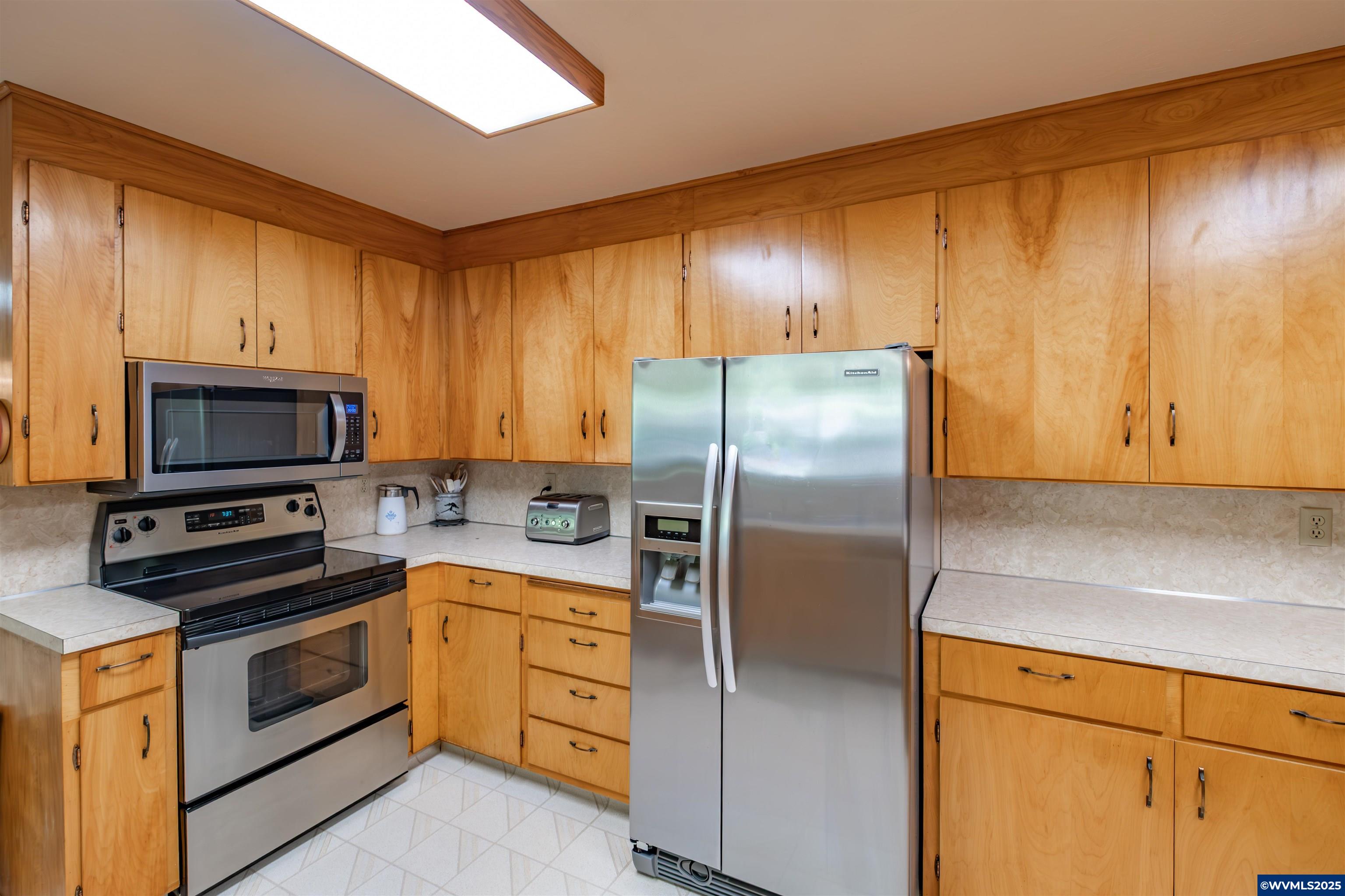 23547 Woods Creek Road Philomath, OR 97370 - Photo 12 of 48
