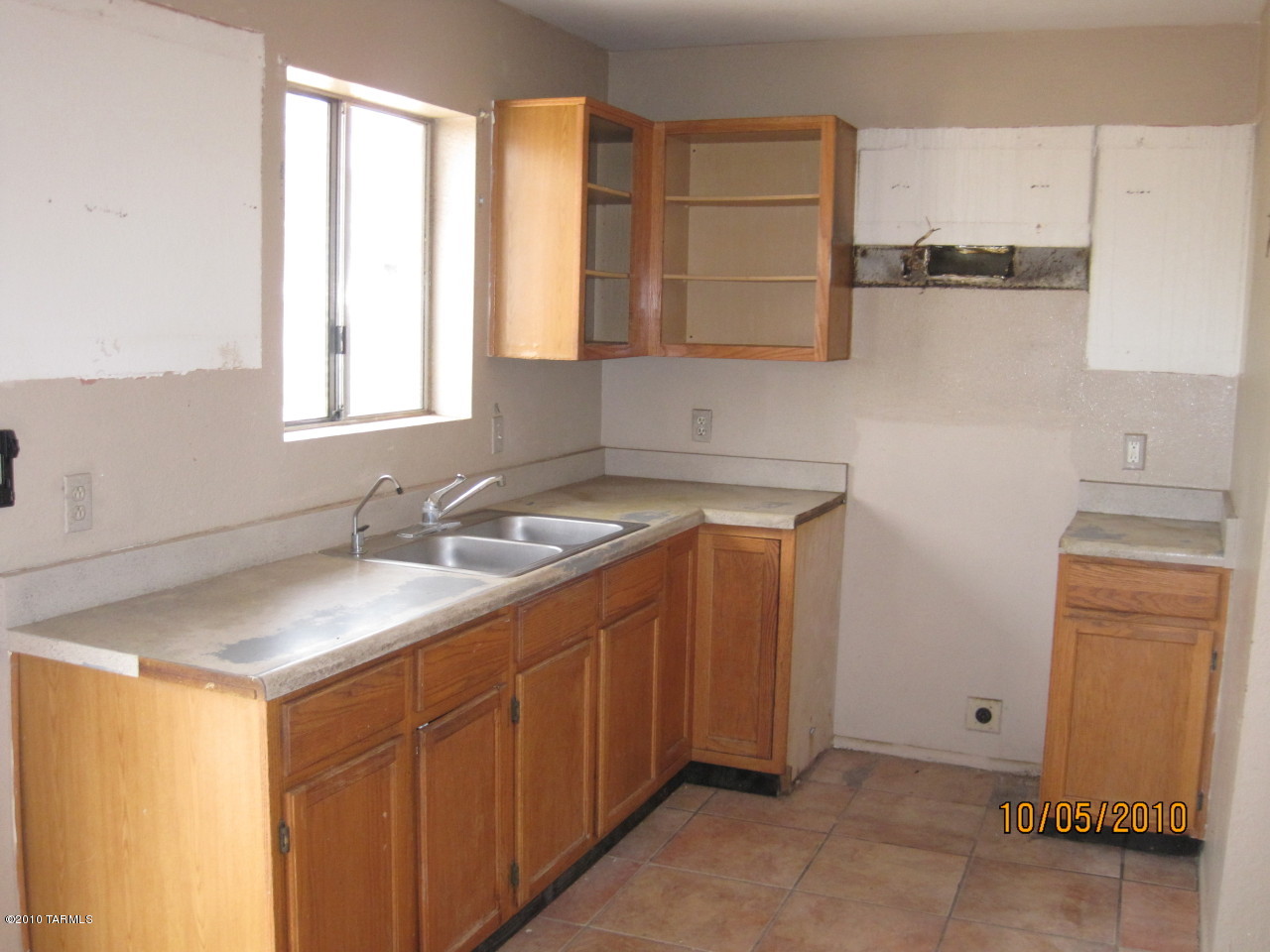 6641 South Draper Road Tucson, AZ 85757 - Photo 2 of 13