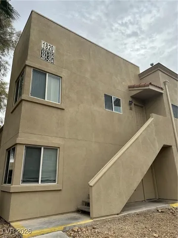 $1,095 | 1820 North Decatur Boulevard, Unit 201, Las Vegas, NV 89108