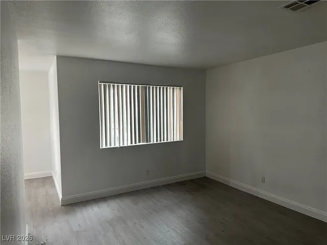 $1,095 | 1820 North Decatur Boulevard, Unit 201, Las Vegas, NV 89108