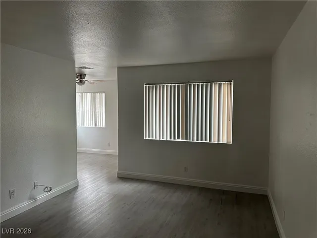 $1,095 | 1820 North Decatur Boulevard, Unit 201, Las Vegas, NV 89108
