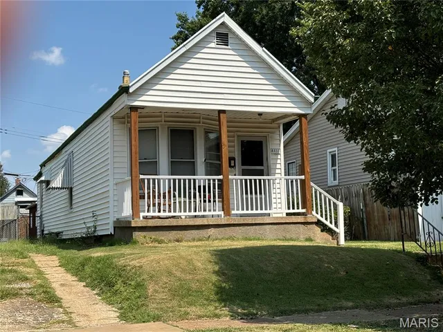 $88,000 | 4455 Itaska Street, St. Louis, MO 63116