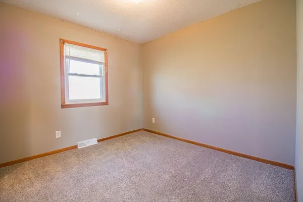 $237,500 | 306 North Lee Street, Leeton, MO 64761