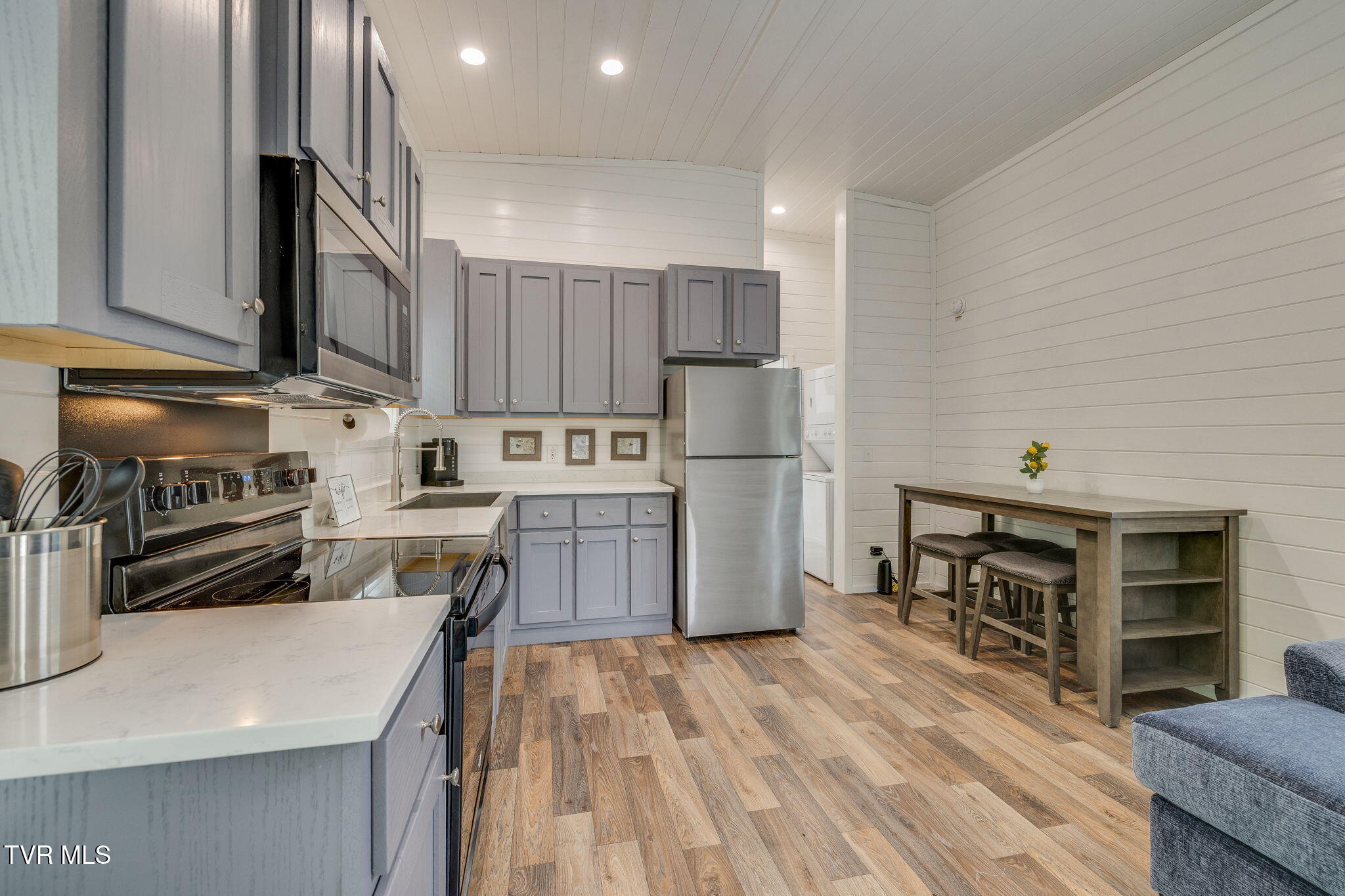 1226 Doe Creek Road, Unit 13 Butler, TN 37640 - Photo 18 of 40 010