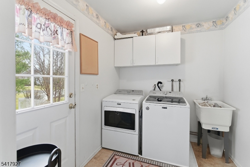 4 Crowel Road Hillsborough, NJ 08844 - Photo 19 of 38