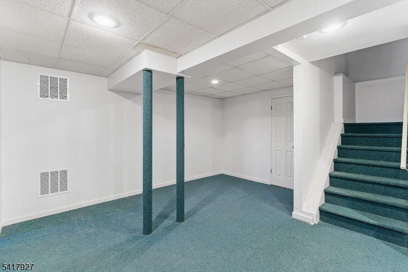 4 Crowel Road Hillsborough, NJ 08844 - Photo 29 of 38