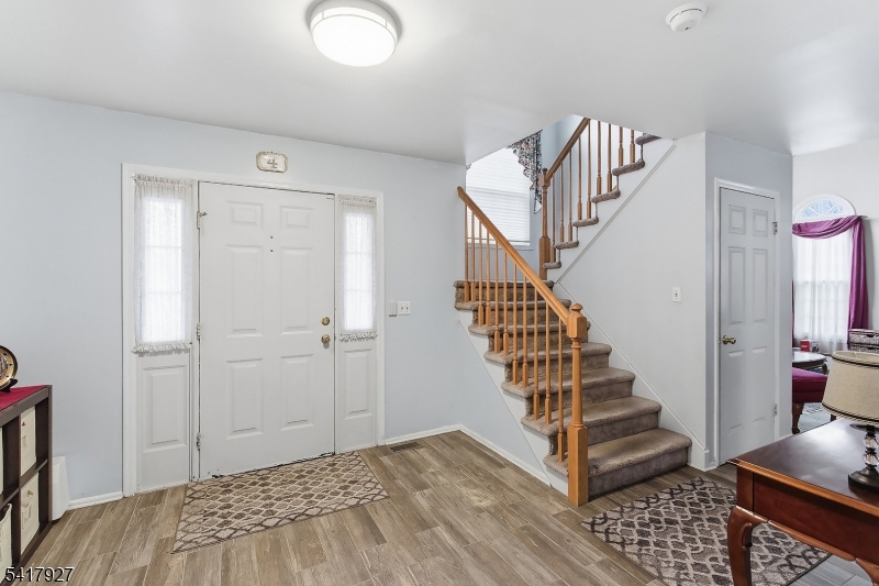 4 Crowel Road Hillsborough, NJ 08844 - Photo 4 of 38