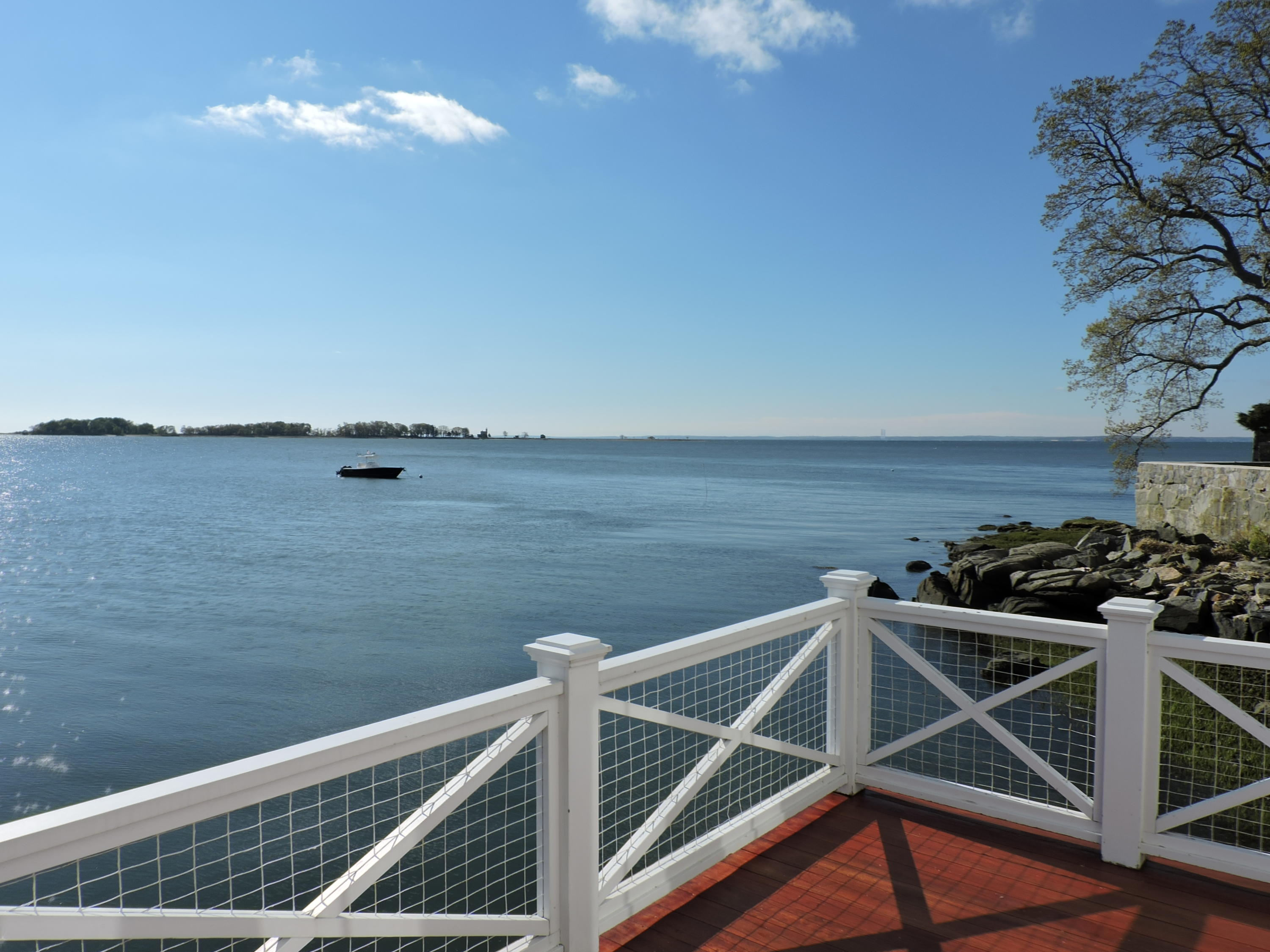 1-2 Rocky Point Road Rowayton, CT 06853 - Photo 7 of 38 a view of a terrace