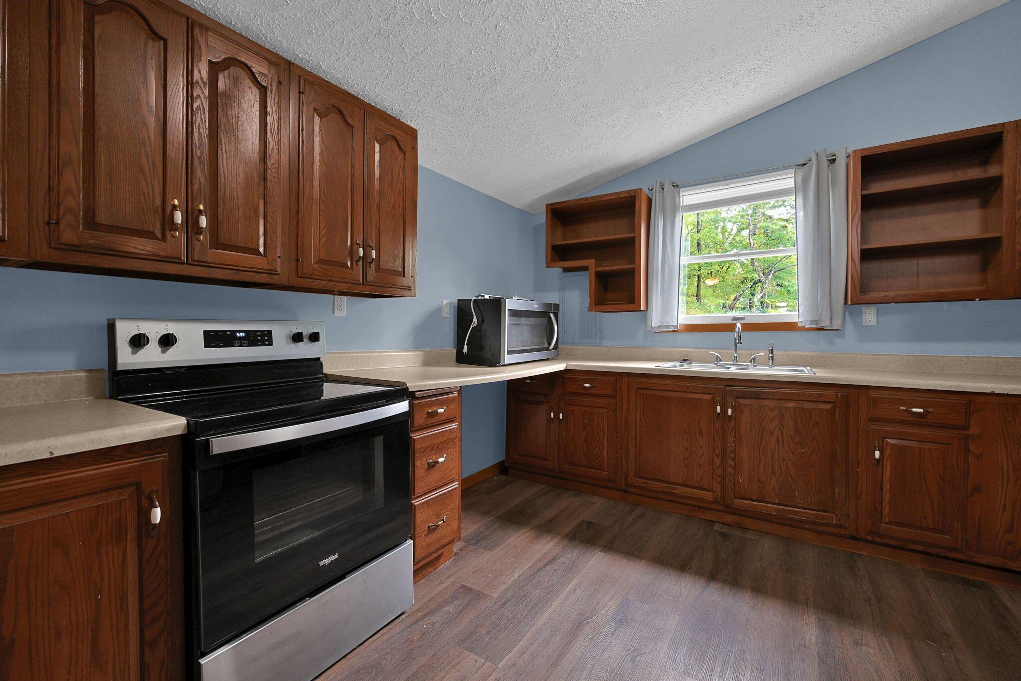 1573 Graham School Road Gallipolis, OH 45631 - Photo 5 of 38 r8