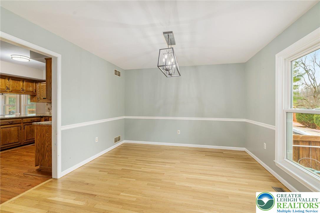 1980 Riverbend Road Allentown, PA 18103 - Photo 18 of 46 Gallery Image 18