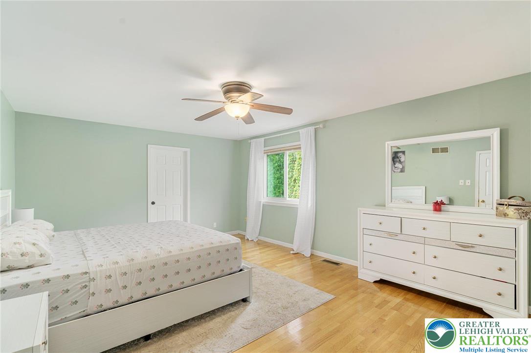 1980 Riverbend Road Allentown, PA 18103 - Photo 34 of 46 Gallery Image 34