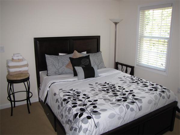 59 Great Elm Road Billerica, MA 01821 - Photo 19 of 30 a bedroom with a bed and a window