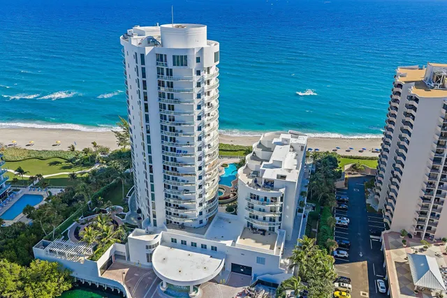 $1,950,000 | 4600 North Ocean Drive, Unit 703, Singer Island, FL 33404