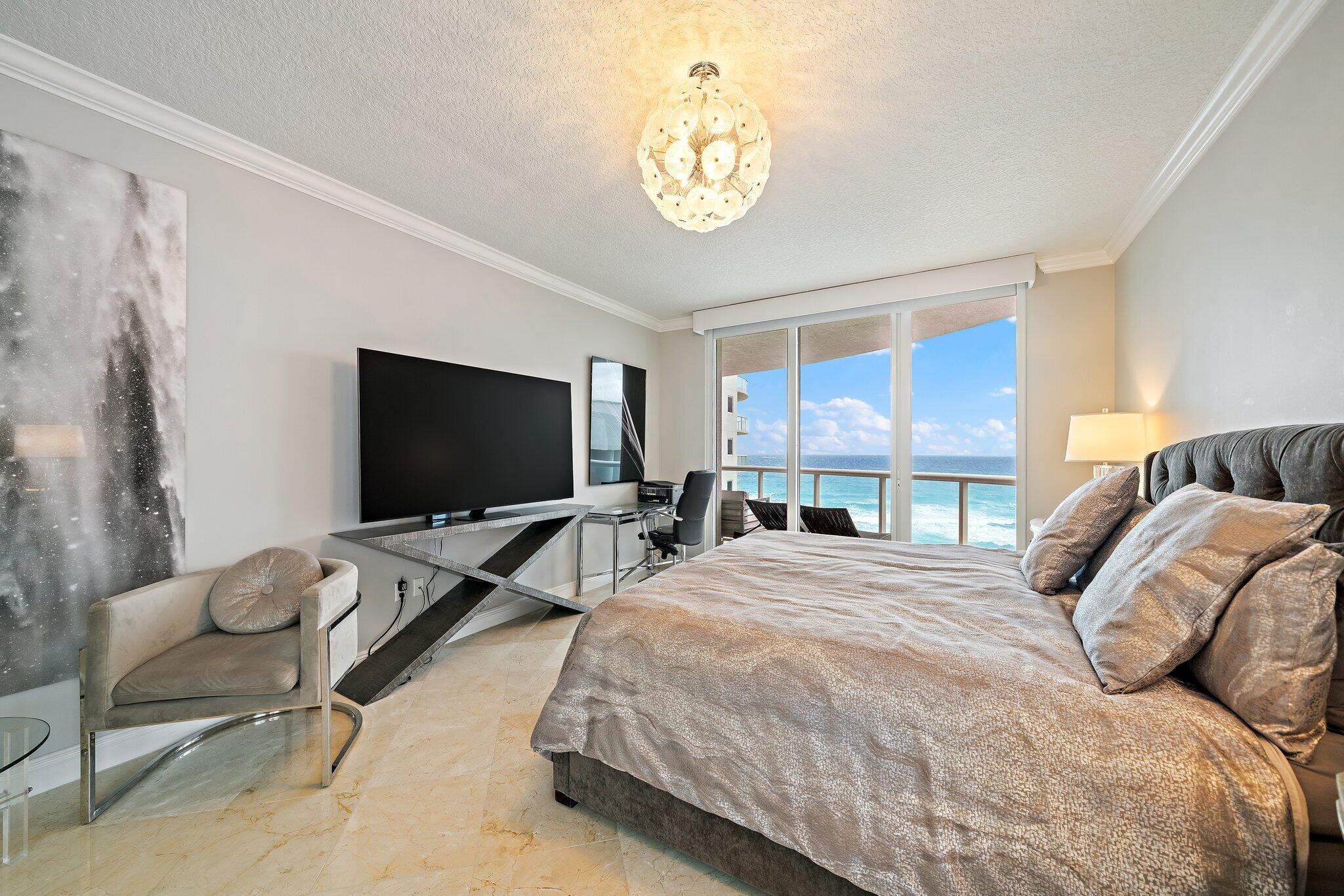 4600 North Ocean Drive, Unit 703 Singer Island, FL 33404 - Photo 20 of 65 075-4600NOceanDr-703-SingerIsland-SMALL