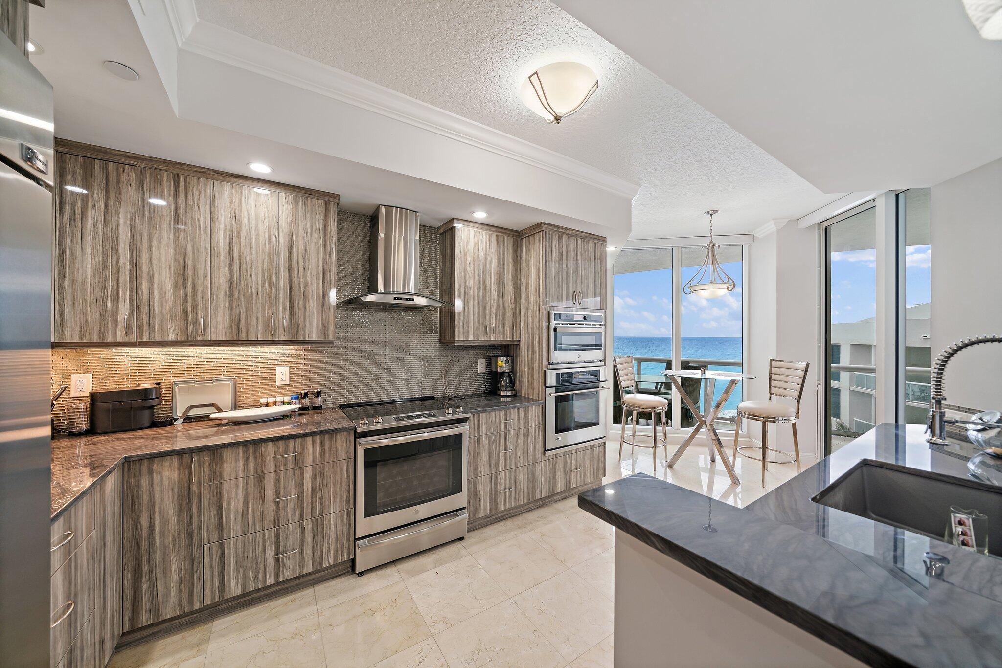 4600 North Ocean Drive, Unit 703 Singer Island, FL 33404 - Photo 6 of 65 044-4600NOceanDr-703-SingerIsland-SMALL