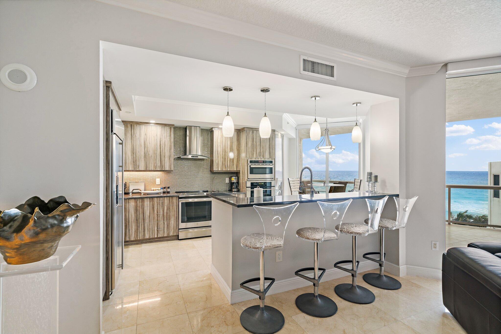 4600 North Ocean Drive, Unit 703 Singer Island, FL 33404 - Photo 7 of 65 043-4600NOceanDr-703-SingerIsland-SMALL