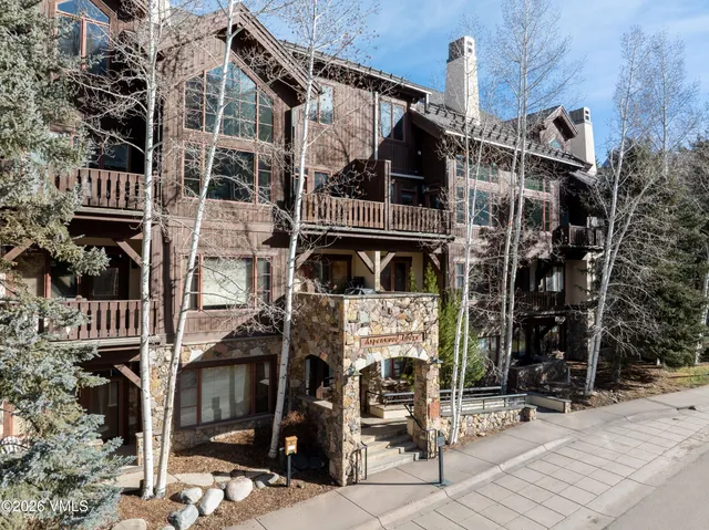 $1,465,000 | 74 Cresta Road, Unit 101, Edwards, CO 81632