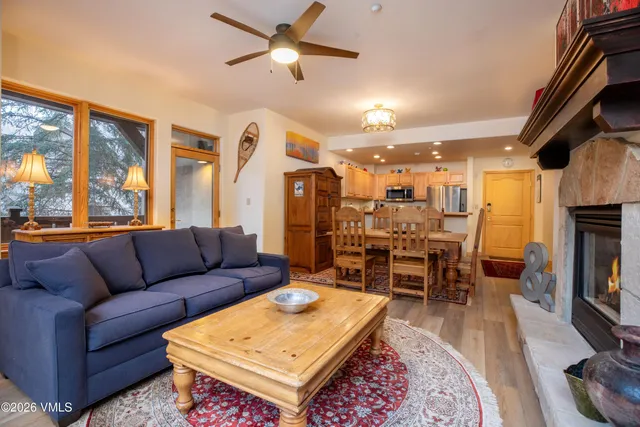 $1,465,000 | 74 Cresta Road, Unit 101, Edwards, CO 81632