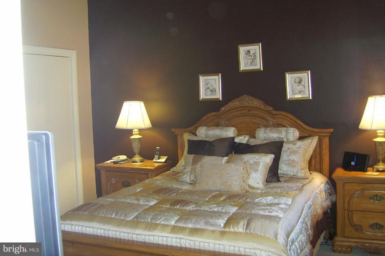 6 Eden Roc Court Baltimore, MD 21208 - Photo 12 of 30 Bedroom (Master)