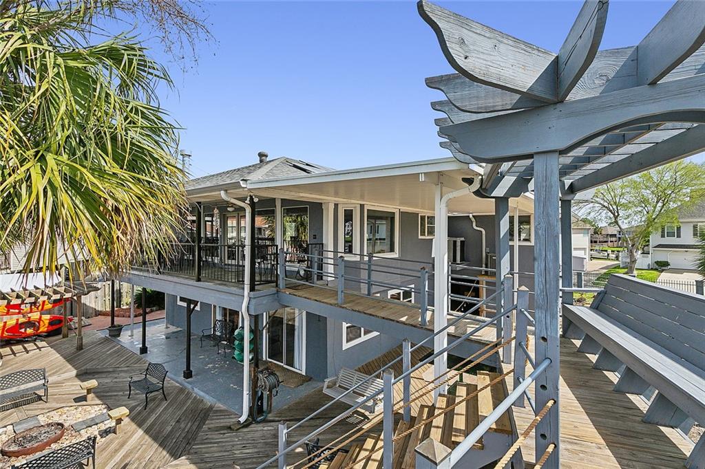 4250 Murano Road New Orleans, LA 70129 - Photo 4 of 59