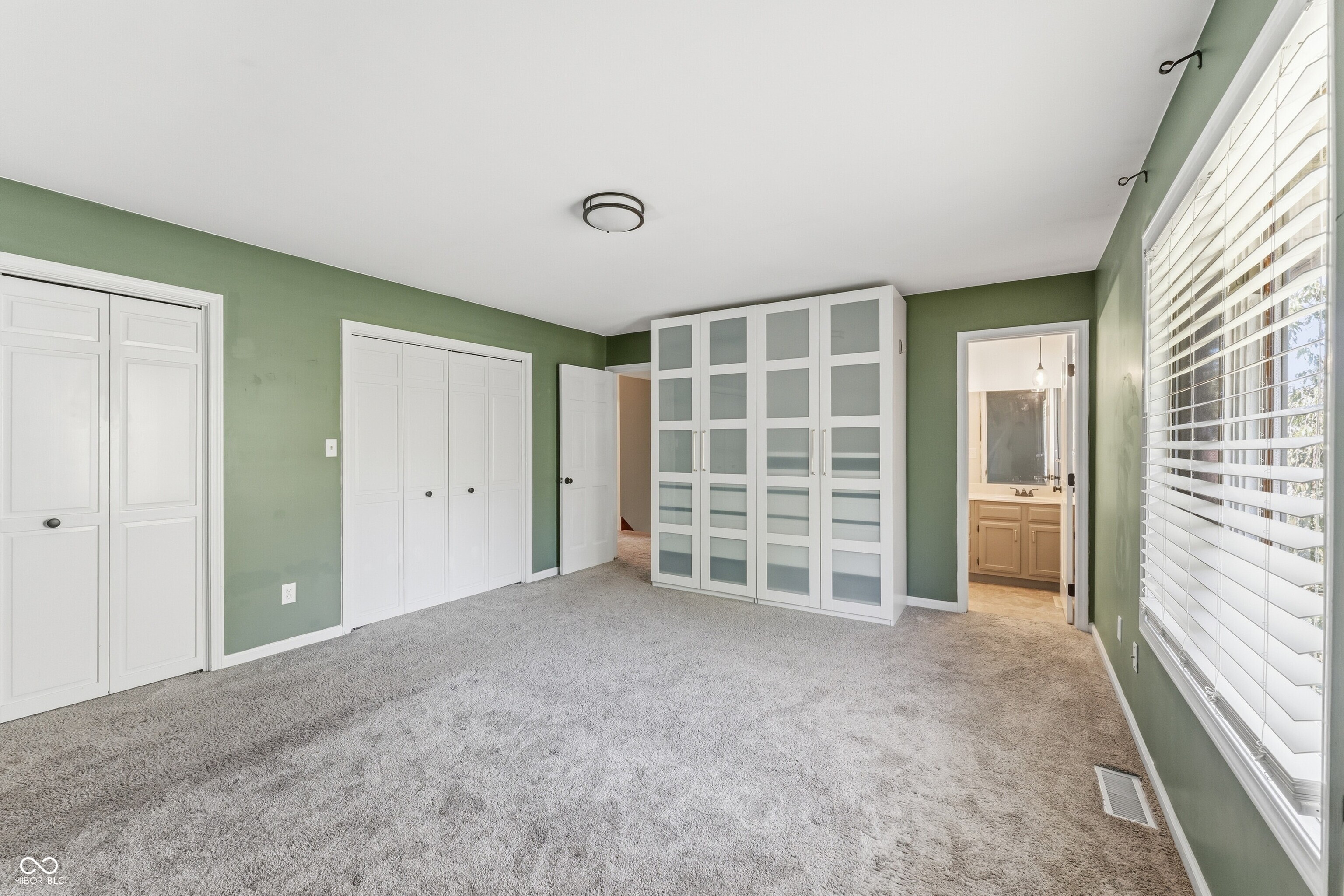 906 Hummingbird Lane Columbus, IN 47203 - Photo 24 of 43