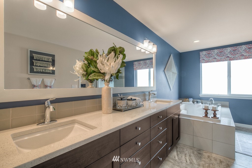 16021 Southeast 141st Place, Unit 3 Renton, WA 98059 - Photo 32 of 40 Gallery Image 32