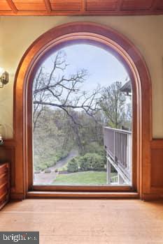 1090 Ragged Edge Road Chambersburg, PA 17202 - Photo 66 of 93 a view of a interior of the house