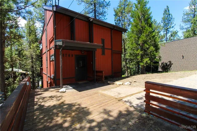 $1,800 | 42709 Alta Vista Avenue, Big Bear Lake, CA 92315