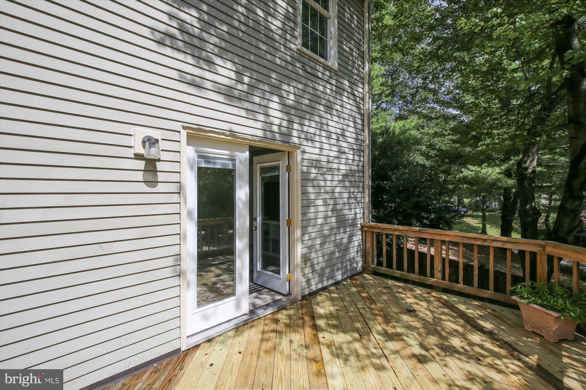 8476 Springfield Oaks Drive Springfield, VA 22153 - Photo 22 of 56 Gallery Image 22