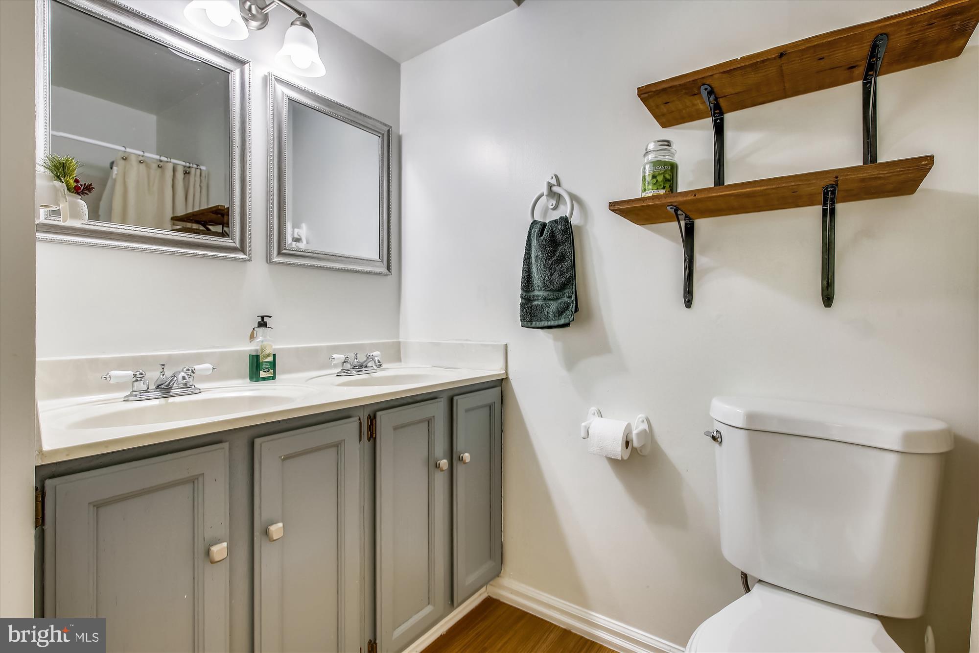 8476 Springfield Oaks Drive Springfield, VA 22153 - Photo 28 of 56 Gallery Image 28