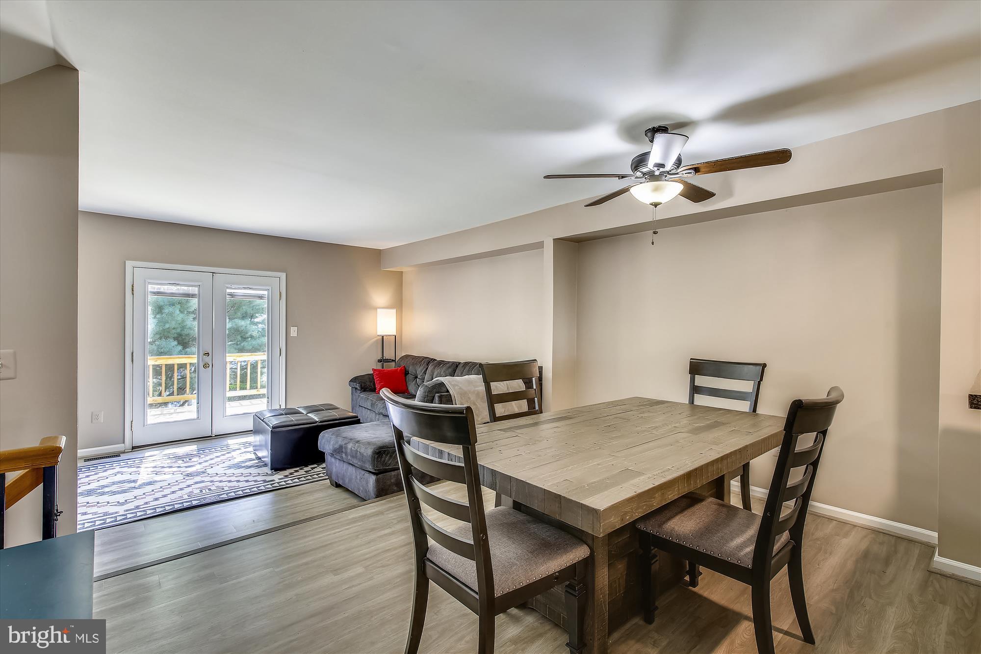 8476 Springfield Oaks Drive Springfield, VA 22153 - Photo 7 of 56 Gallery Image 7