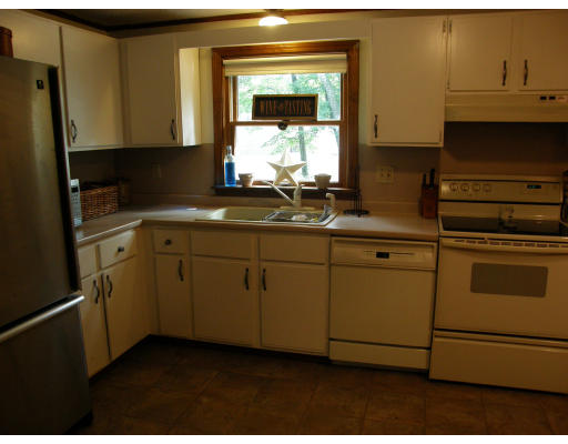 8 Alnette Road Merrimac, MA 01860 - Photo 13 of 26 Gallery Image 13