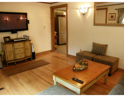 8 Alnette Road Merrimac, MA 01860 - Photo 8 of 26 Gallery Image 8