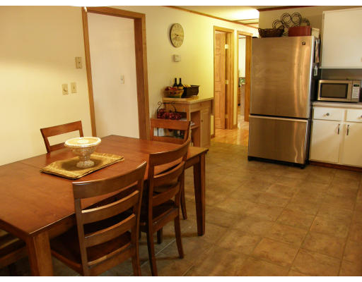 8 Alnette Road Merrimac, MA 01860 - Photo 9 of 26 Gallery Image 9