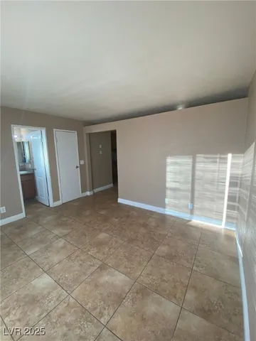$850 | 305 North 10th Street, Unit 31, Las Vegas, NV 89101