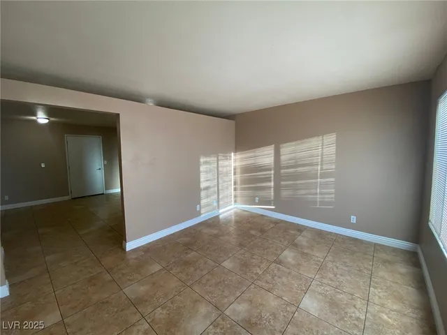 $850 | 305 North 10th Street, Unit 31, Las Vegas, NV 89101