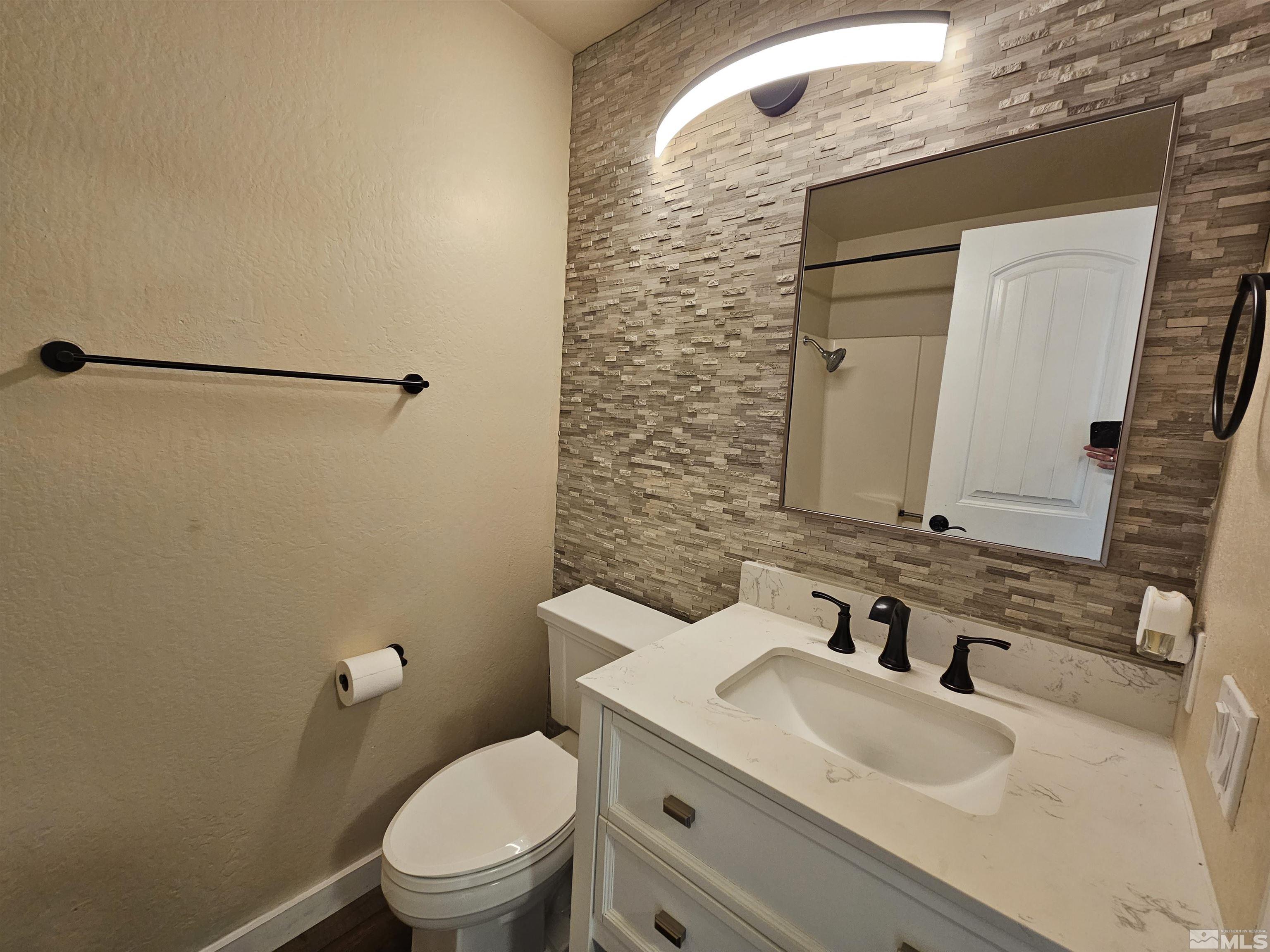 4626 Rio Poco Road, Unit B Reno, NV 89502 - Photo 6 of 30 Photo 6