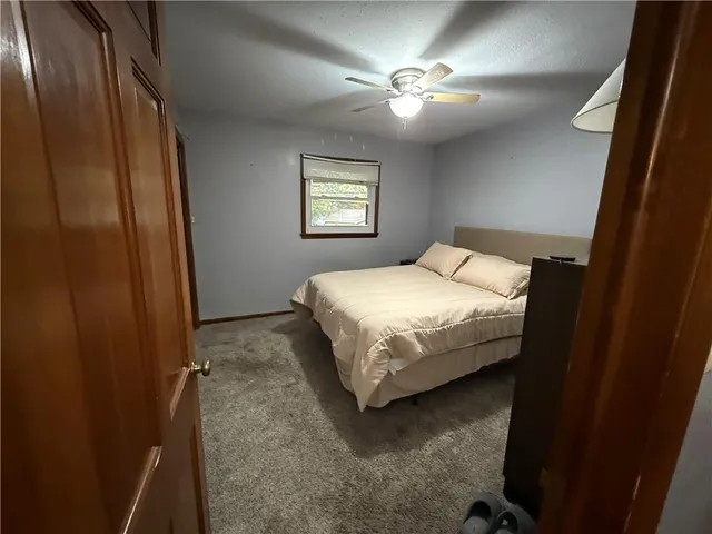 $319,000 | 402 Minnetare Lane, Hiawatha, KS 66434