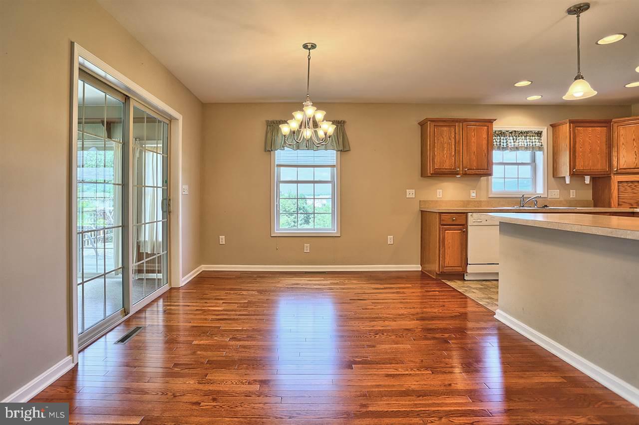 48 Ridge Avenue Carlisle, PA 17013 - Photo 4 of 25 Gallery Image 4