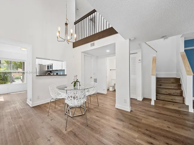 $2,500 | 3239 Northwest 44th Street, Unit 6, Oakland Park, FL 33309