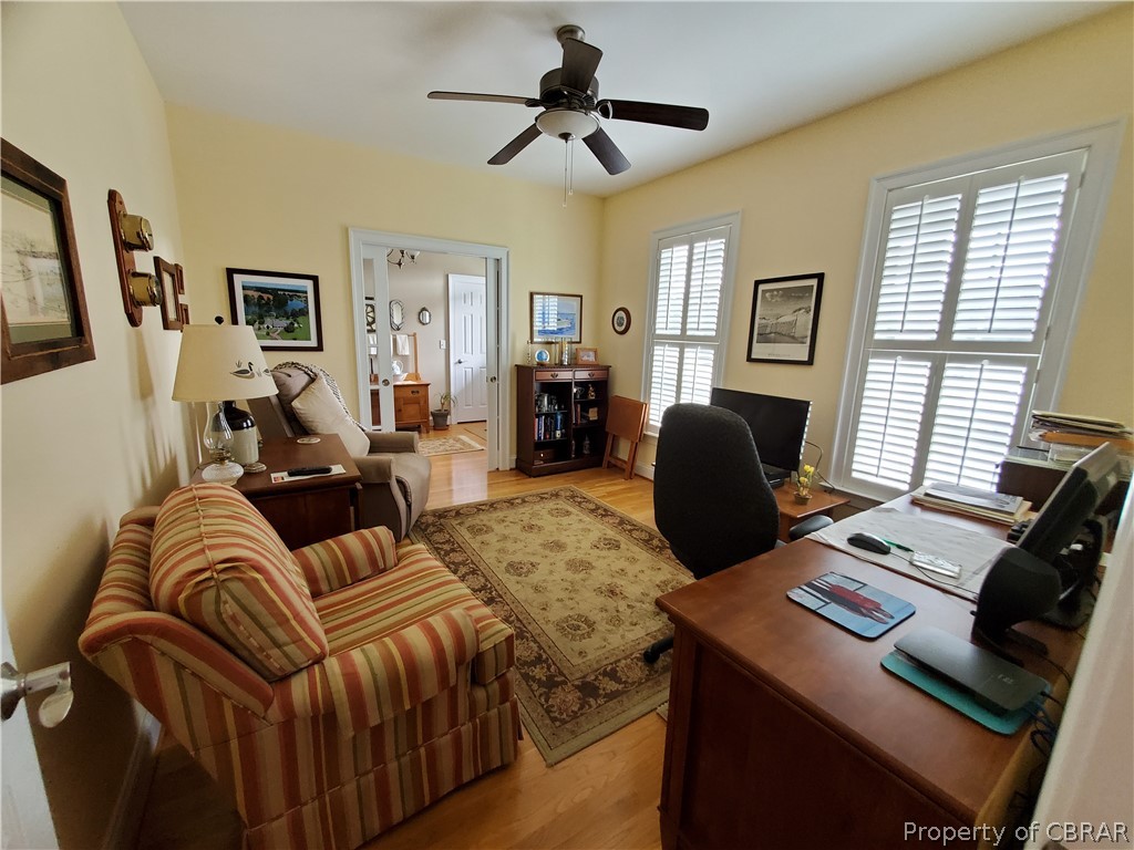 301 Grove Point Road Kilmarnock, VA 22482 - Photo 13 of 50