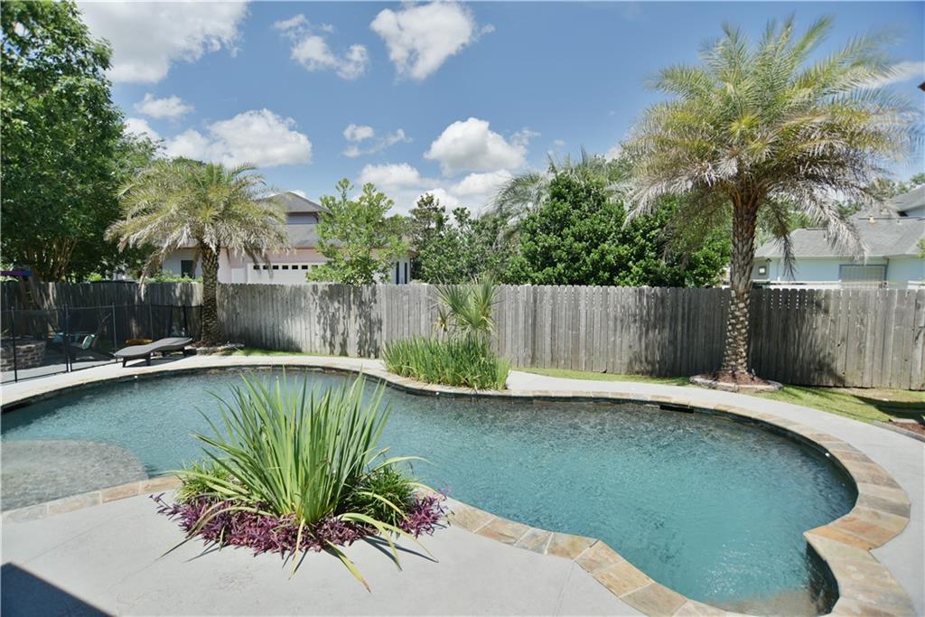 227 Lansdowne Drive Slidell, LA 70461 - Photo 33 of 40