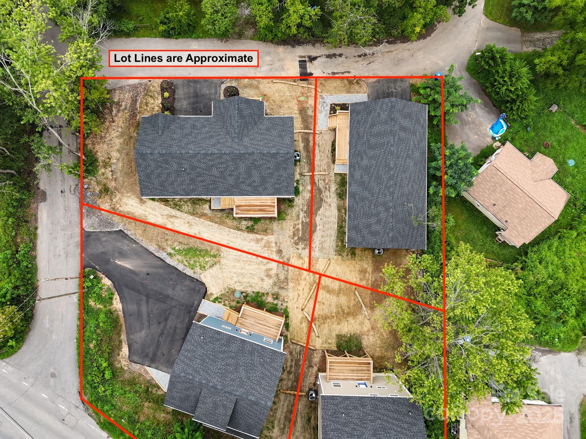 396 Deaverview Road Asheville, NC 28806 - Photo 9 of 35 an aerial view of a house