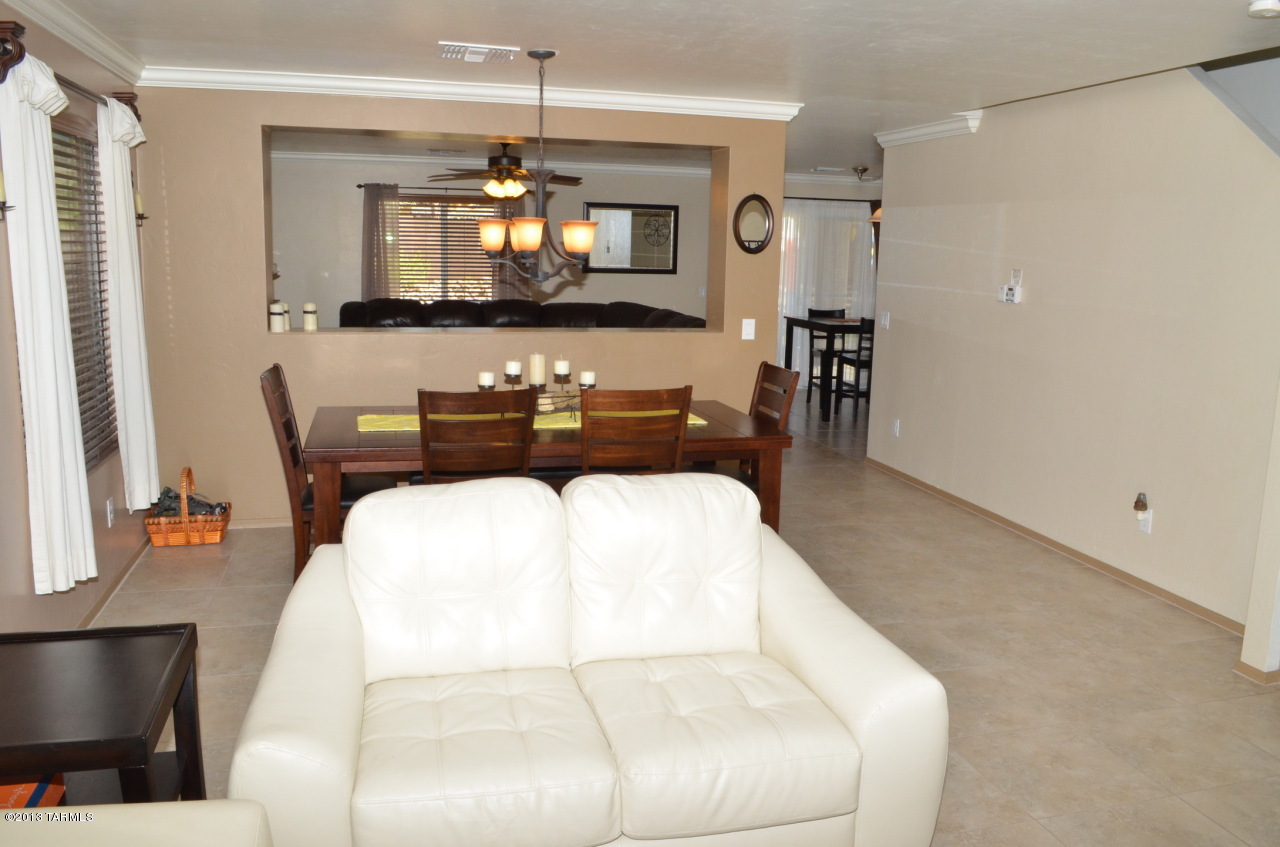 3619 East Fox Trotter Road Tucson, AZ 85739 - Photo 4 of 32