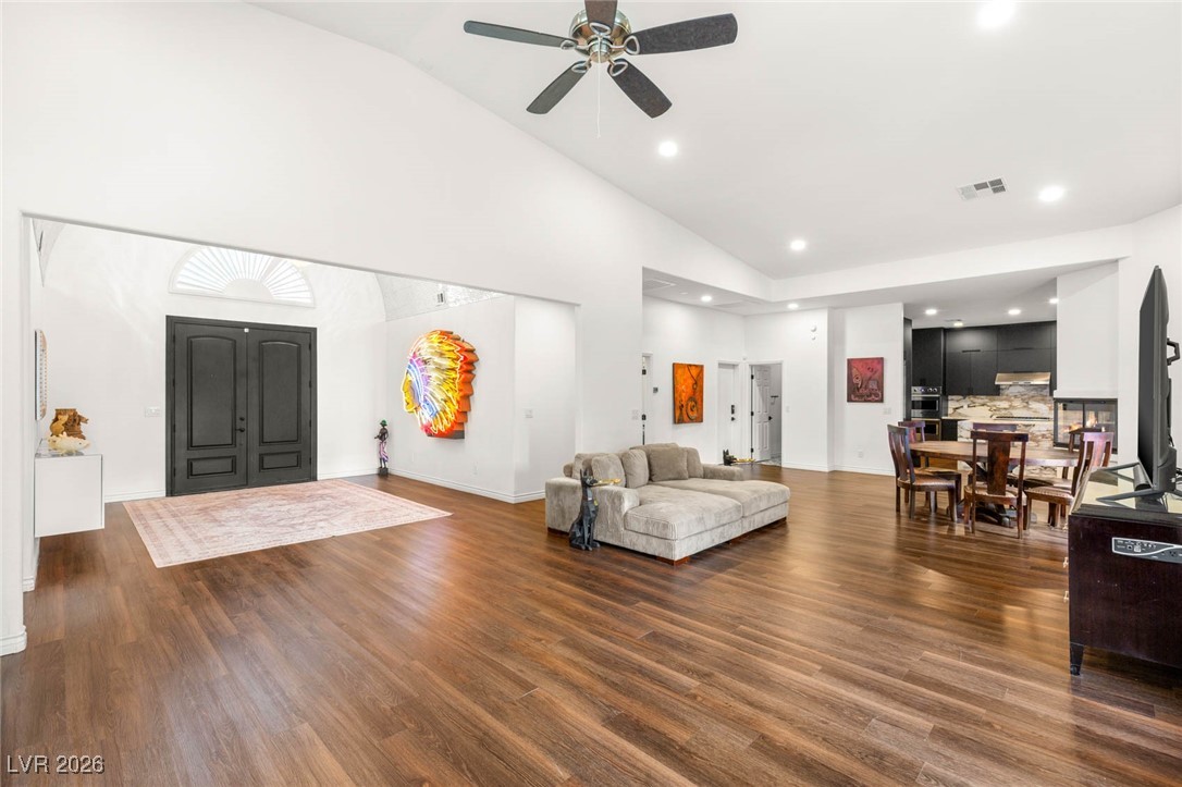 7185 Ranchito Circle Las Vegas, NV 89120 - Photo 12 of 68