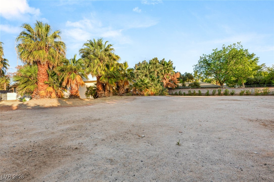 7185 Ranchito Circle Las Vegas, NV 89120 - Photo 51 of 68