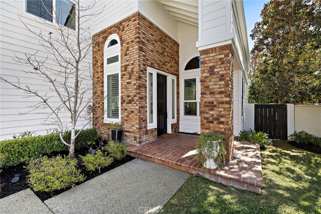 20 Highpoint Rancho Santa Margarita, CA 92679 - Photo 3 of 35