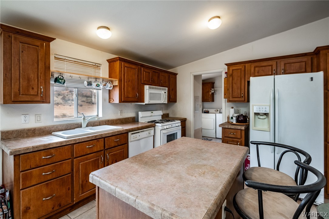 3468 Tooman Road Golden Valley, AZ 86413 - Photo 7 of 35